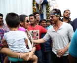 Shah Rukh Khan SRK At Mahesh Babu Brahmotsavam Movie Sets Full HD Photos