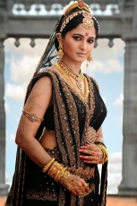 Actress Anushka Shetty Latest HD Photos, Stills, Images, Pics, Gallery From Rudramadevi Movie