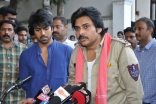 Power Star Pawan Kalyan Meets Mega star Chiranjeevi and Ram Charan at his House Ultra HD Photos