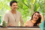 Soukyam Telugu Movie Latest New HD Photos Gallery Images Gopichand, Regina Cassandra