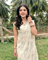 Mehreen Pirzada New Latest HD Photos | Mahanubhavudu Movie Heroine Mehreen Pirzada Photo Shoot Images