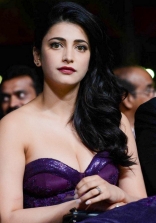 Shruti Haasan ULTRA HD Photos at IIFA Utsavam Awards 2016  Shruti Haasan Violet Gown Images, Pics, Stills, Gallery