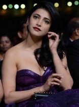 Shruti Haasan ULTRA HD Photos at IIFA Utsavam Awards 2016  Shruti Haasan Violet Gown Images, Pics, Stills, Gallery