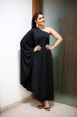 Actress Rasi Khanna Hot in Black Dress ULTRA HD Photos, Stills | Raashi Khanna Latest Images