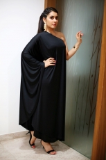 Actress Rasi Khanna Hot in Black Dress ULTRA HD Photos, Stills | Raashi Khanna Latest Images