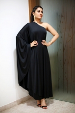 Actress Rasi Khanna Hot in Black Dress ULTRA HD Photos, Stills | Raashi Khanna Latest Images