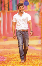 Allu Arjun Sarainodu ULTRA HD Latest Photos, Stills Sarrainodu Images, Gallery