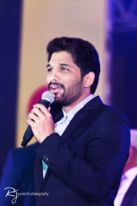 Allu Arjun ULTRA HD Latest Photos, Stills, Images, Gallery