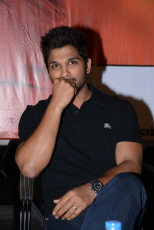 Allu Arjun Latest ULTRA HD Photos with Wife Sneha Redyy and daughter Allu Arha , Stills, Images, Gallery