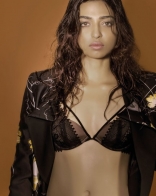 Radhika Apte Hot Photoshoot For FHM Magazine Ultra HD Photos Stills 25CineFrames