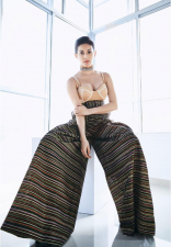 Amyra Dastur Photo Shoot HD Photos for Pernia's Pop-up Shop