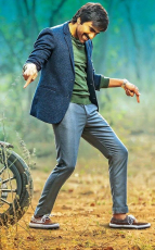 Ravi Teja Touch Chesi Chudu Movie First Look ULTRA HD Posters WallPapers