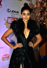 Pooja Hegde Latest Hot Photos HD Stills | Mahesh Babu Maharshi Movie Images