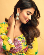 Pooja Hegde Latest Hot Photos HD Stills | Mahesh Babu Maharshi Movie Images