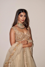 Pooja Hegde Latest Hot Photos HD Stills DJ Duvvada Jagannadham Movie Images