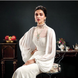 Deepika Padukone Photoshoot for Tanishq Jewellery HD Photos