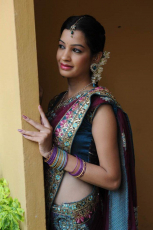Diksha Panth New Latest HD Photos  Jr NTR Bigg Boss Telugu Show Heroine Diksha Panth Photo Shoot Images