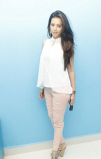 Diksha Panth New Latest HD Photos  Jr NTR Bigg Boss Telugu Show Heroine Diksha Panth Photo Shoot Images