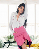 Jacqueline Fernandez Hot Photo shoot for Vogue Magazine India HD Photos, Images, Stills, 2017 Gallery