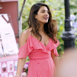 Priyanka Chopra Pink Dress ULTRA HD Photos Leaked 2017 Priyanka Chopra at 3rd Third Hollywood Film Sets Priyanka Chopra Pink Gown Hollywood Movie Images Stills Gallery