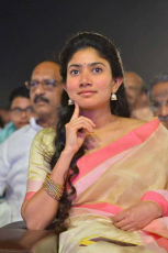 Sai Pallavi New Latest HD Photos Fidaa Movie Heroine Sai Pallavi Photo Shoot Images