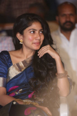 Sai Pallavi New Latest HD Photos Heroine Sai Pallavi Photo Shoot Images