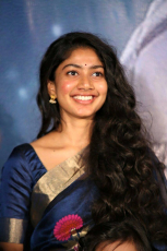 Sai Pallavi New Latest HD Photos Heroine Sai Pallavi Photo Shoot Images