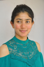 Sai Pallavi New Latest HD Photos Heroine Sai Pallavi Photo Shoot Images