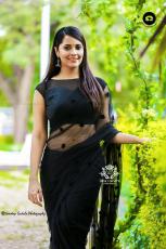 Anchor Anasuya Bharadwaj Hot in Black Saree Latest Photos HD Stills