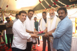 Mahesh Babu and Vamsi Paidipally Movie Launch HD Photos  Mahesh 25th Film