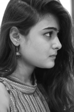 Shalini Pandey New Latest HD Photos Arjun Reddy Movie Heroine Shalini Pandey Photo Shoot Images