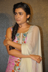 Shalini Pandey New Latest HD Photos Arjun Reddy Movie Heroine Shalini Pandey Photo Shoot Images