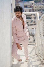 Vijay Devarakonda New Arjun Reddy Movie Latest Stylish ULTRA HD Photos Stills Images