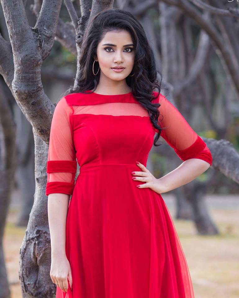 Anupama Parameswaran New Latest Hd Photos Krishnarjuna