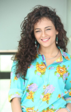 Seerat Kapoor New Latest HD Photos | Raju Gari Gadhi 2 Movie Heroine Seerat Kapoor Photo Shoot Images