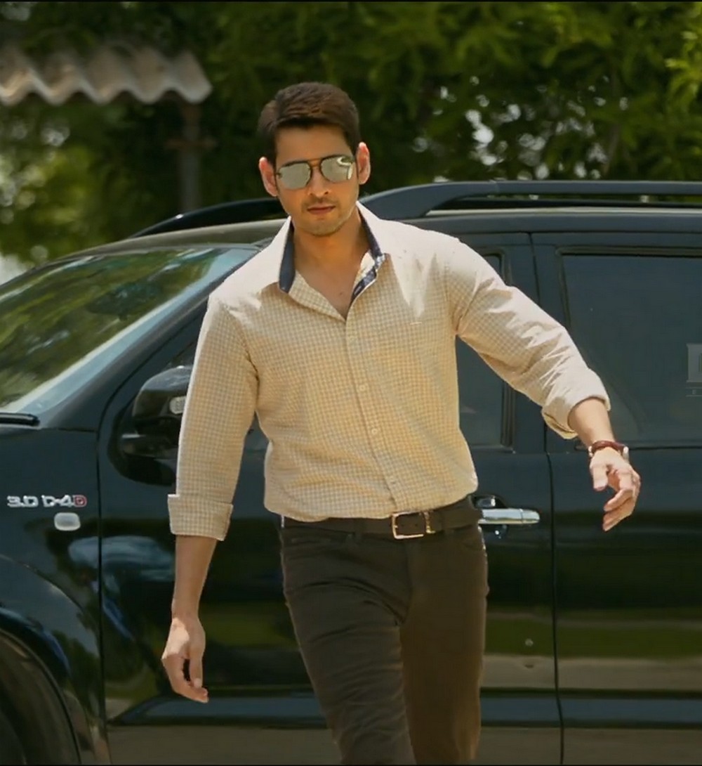 MAHESH LATEST PHOTOS IN BHARATH ANE NENUMOVIE à°à±à°¸à° à°à°¿à°¤à±à°° à°«à°²à°¿à°¤à°