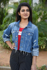 Priya Prakash Varrier New Latest HD Photos | Oru Adaar Love Movie Heroine Priya Prakash Varrier Photo Shoot Images