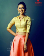 Priya Prakash Varrier New Latest HD Photos | Oru Adaar Love Movie Heroine Priya Prakash Varrier Photo Shoot Images