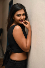 Neha Deshpande New Latest HD Photos | Dhada Puttistha Movie Heroine Neha Deshpande Photo Shoot Images