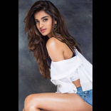 Nidhhi Agerwal New Latest HD Photos | Savyasachi Movie Heroine Nidhhi Agerwal Photo Shoot Images