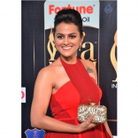 Shraddha Srinath New Latest HD Photos | Jersy Movie Heroine Shraddha Srinath Photo Shoot Images