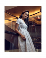 Shraddha Srinath New Latest HD Photos | Jersy Movie Heroine Shraddha Srinath Photo Shoot Images