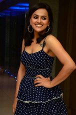 Shraddha Srinath New Latest HD Photos | Jersy Movie Heroine Shraddha Srinath Photo Shoot Images