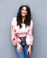 Shruti Haasan New Latest HD Photos | Srimanthudu, Krack Movie Heroine Shruti Haasan Photo Shoot Images