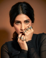 Shruti Haasan New Latest HD Photos | Srimanthudu, Krack Movie Heroine Shruti Haasan Photo Shoot Images